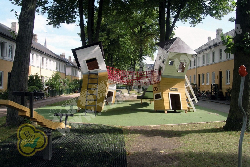 山西戶外兒童非標定制游樂設備